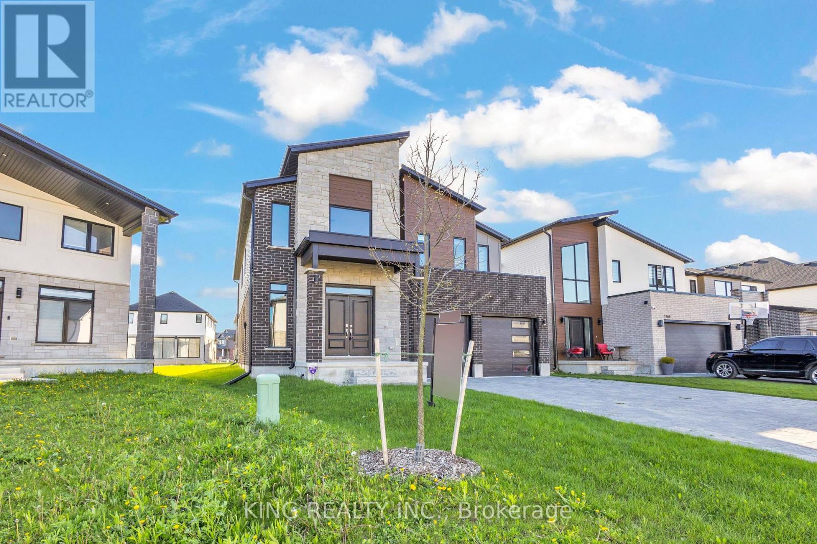 1464 MEDWAY PARK DRIVE, London North (North S) — photo 2
