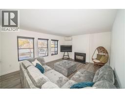 34 Simcoe Court, photo 10