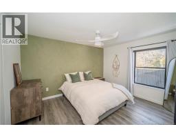 34 Simcoe Court, photo 13