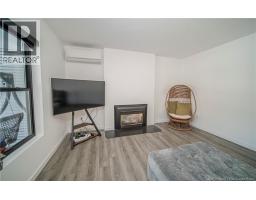 34 Simcoe Court, photo 9