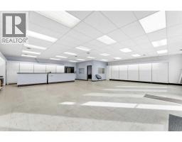 850 17 Street Sw, Medicine Hat, AB T1A4X8 Photo 8