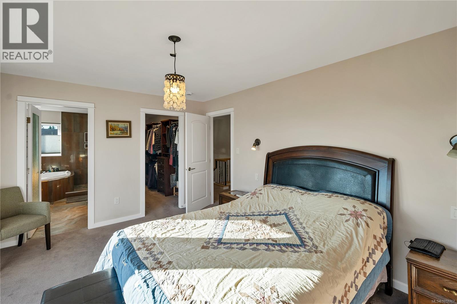 983 Alder St S - 34