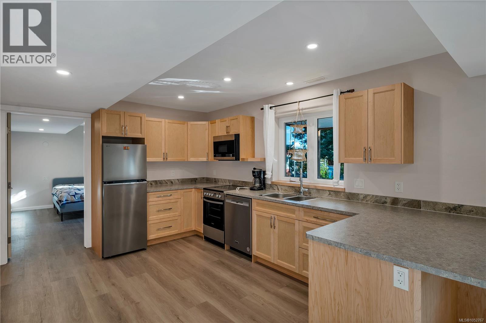 983 Alder St S - 45