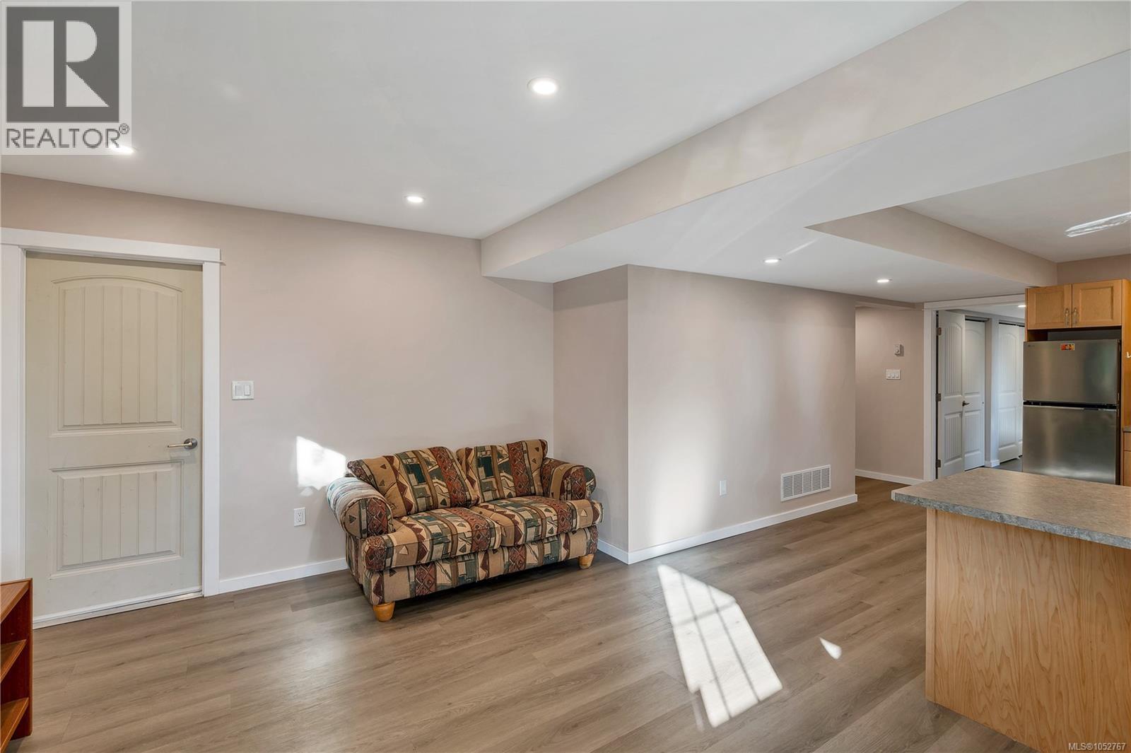 983 Alder St S - 49