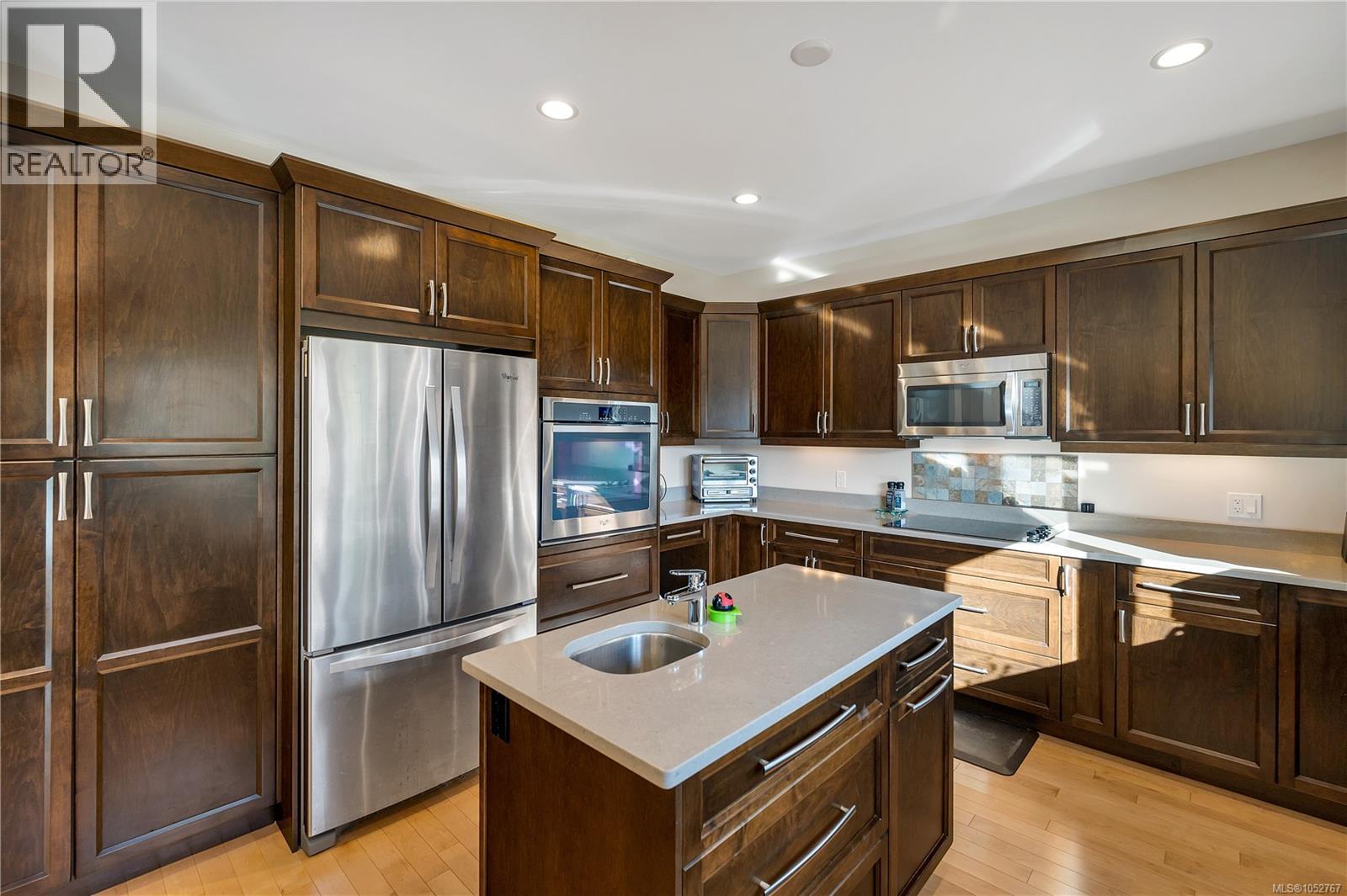 983 Alder St S - 26
