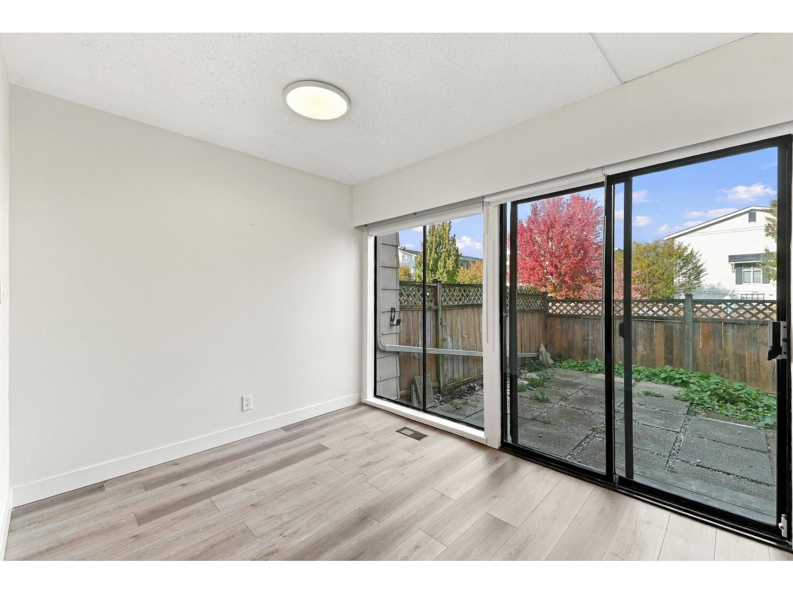 Photo of 36 10565 153 STREET 12
