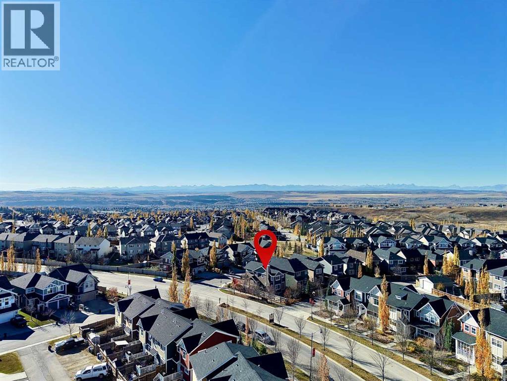 12 Sunrise View, Cochrane