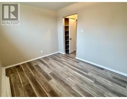 23 Mississauga Ave # 6, Elliot Lake, ON P5A1E1 Photo 11