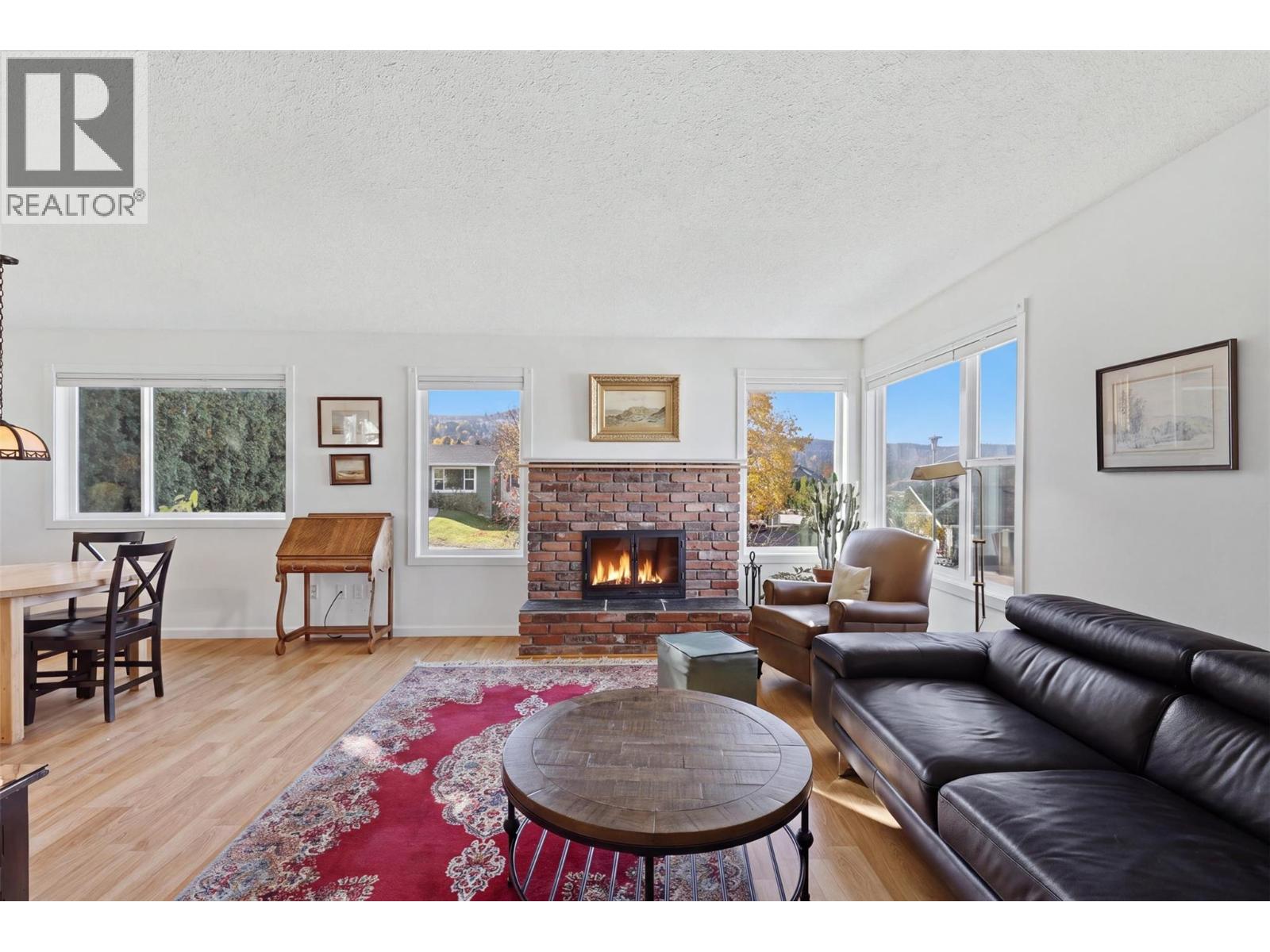 1923 Gladstone Drive - 8