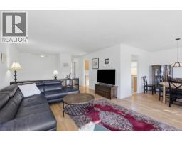 Dining room - 1923 Gladstone Drive, Kamloops, BC V2E2B8 Photo 10