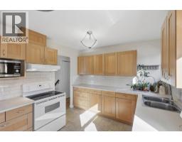 1923 Gladstone Drive, Kamloops, BC V2E2B8 Photo 14