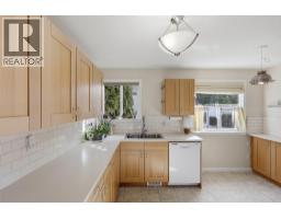 1923 Gladstone Drive, Kamloops, BC V2E2B8 Photo 15
