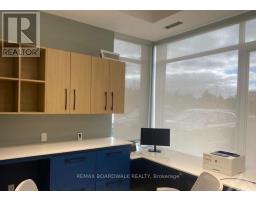 103 & 104 - 2500 St Laurent Boulevard, Ottawa, ON K1H1B1 Photo 19
