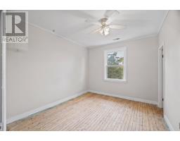 106 Empire Avenue thumbnail 17