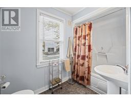 106 Empire Avenue thumbnail 19