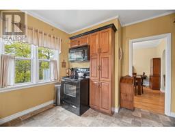106 Empire Avenue thumbnail 11