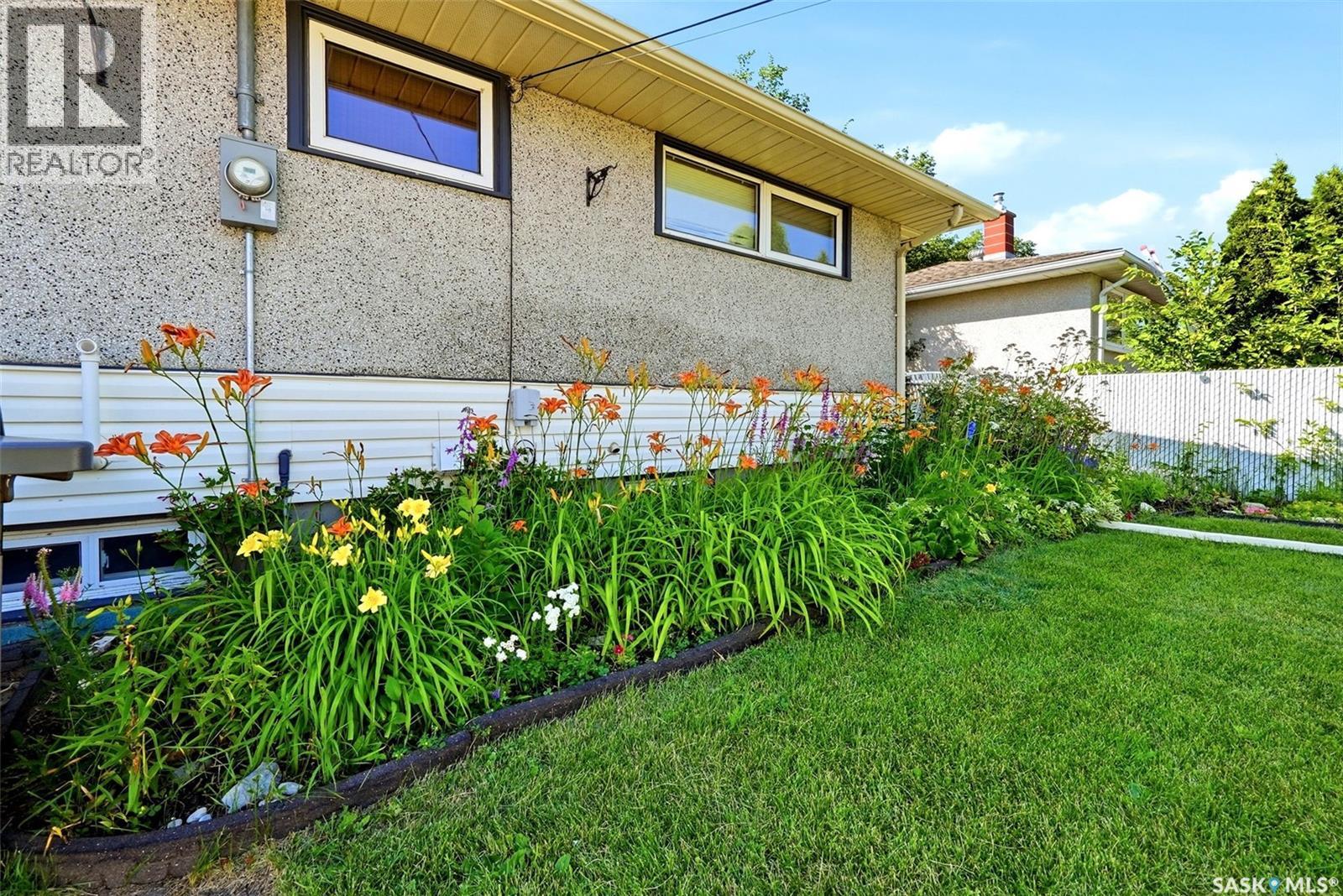 4523 England ROAD, Regina — photo 35