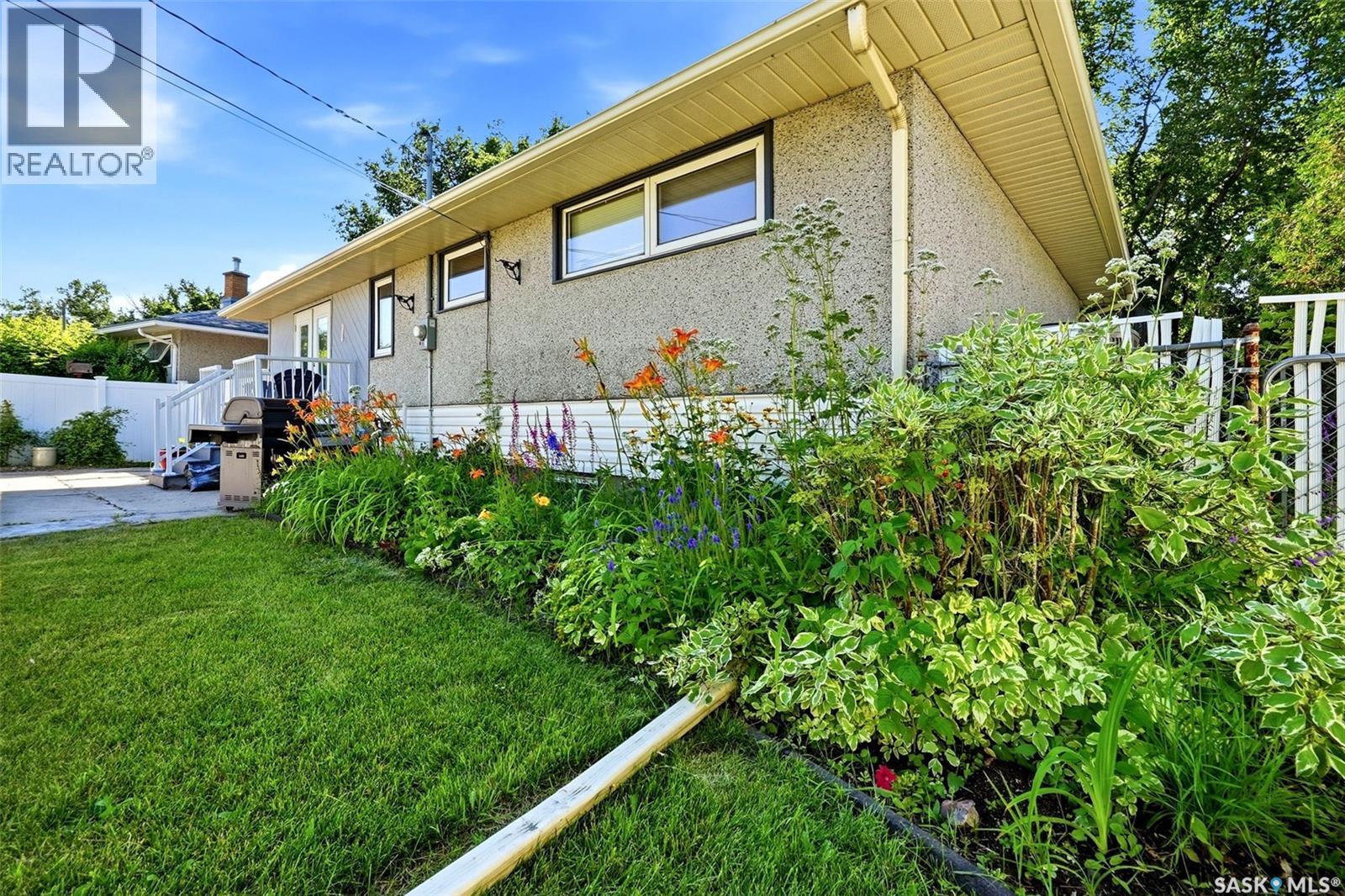 4523 England ROAD, Regina — photo 36