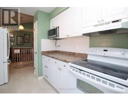 Family room - 28 Corinth Court, London East, ON N5Y5A8 Photo 7