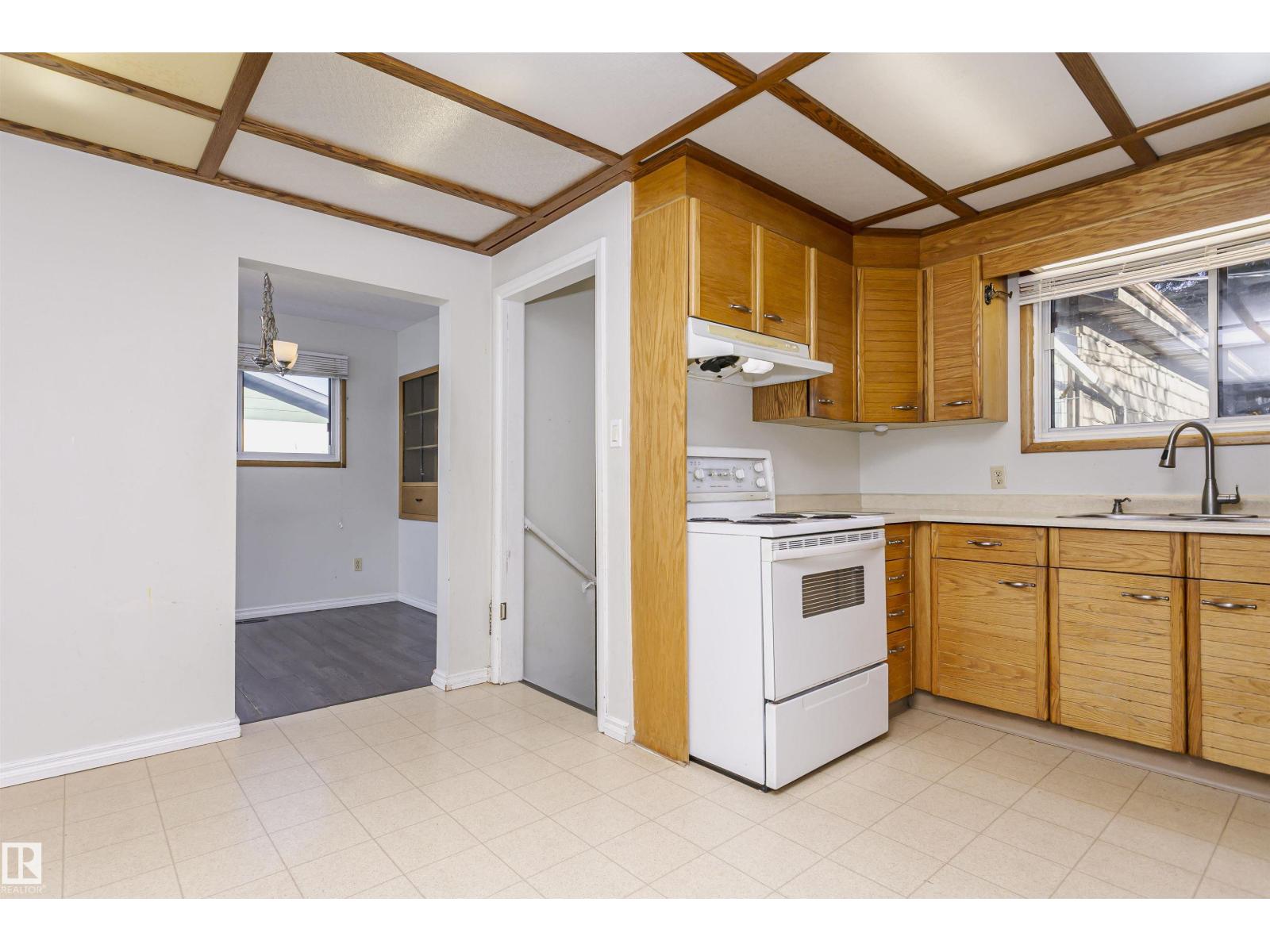 7 Sheridan Drive, photo 13
