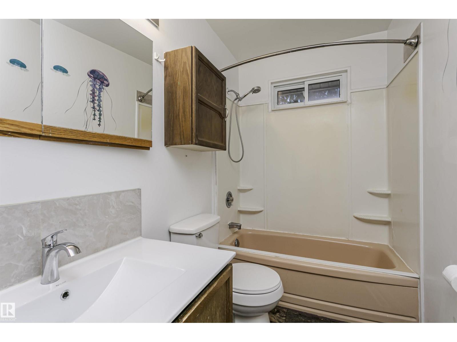 7 Sheridan Drive, photo 20