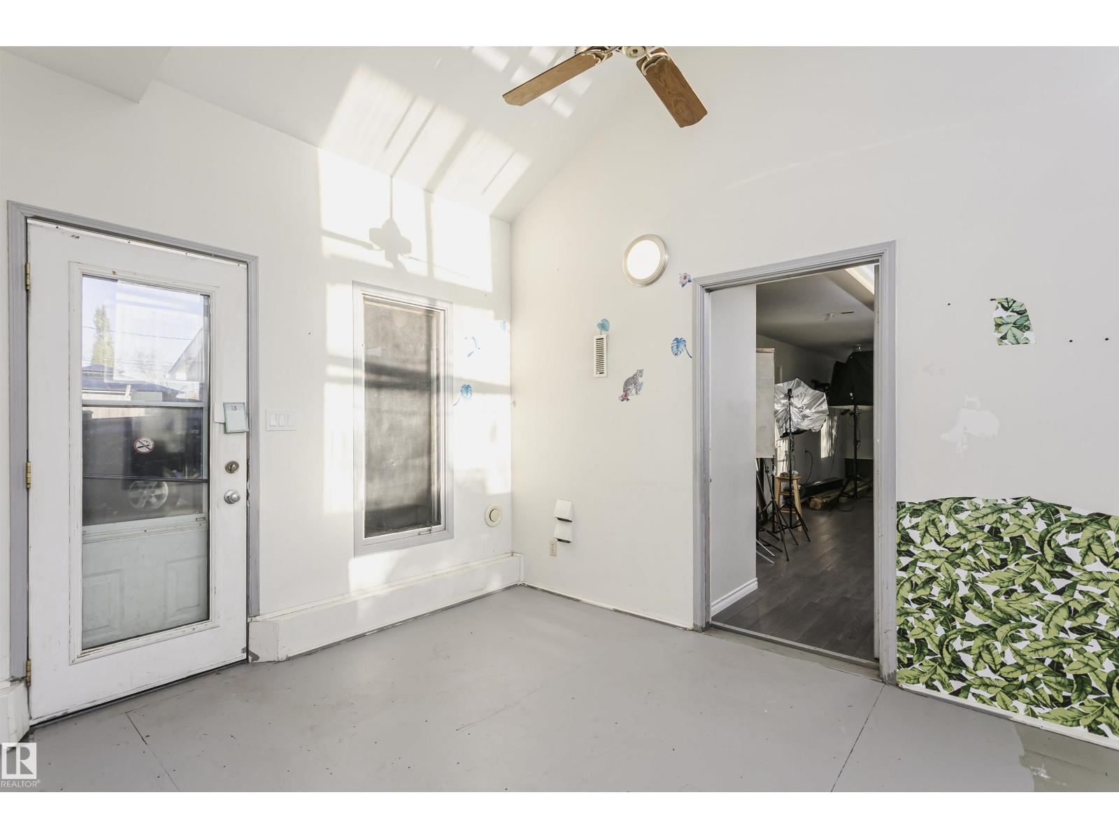 7 Sheridan Drive, photo 22