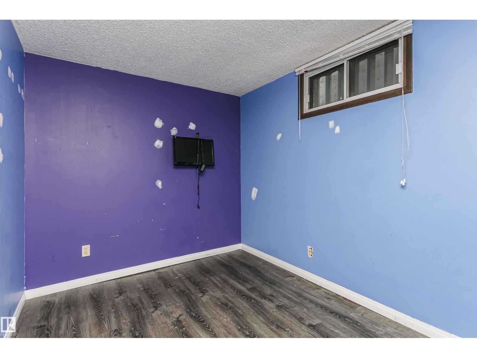 7 Sheridan Drive, photo 31