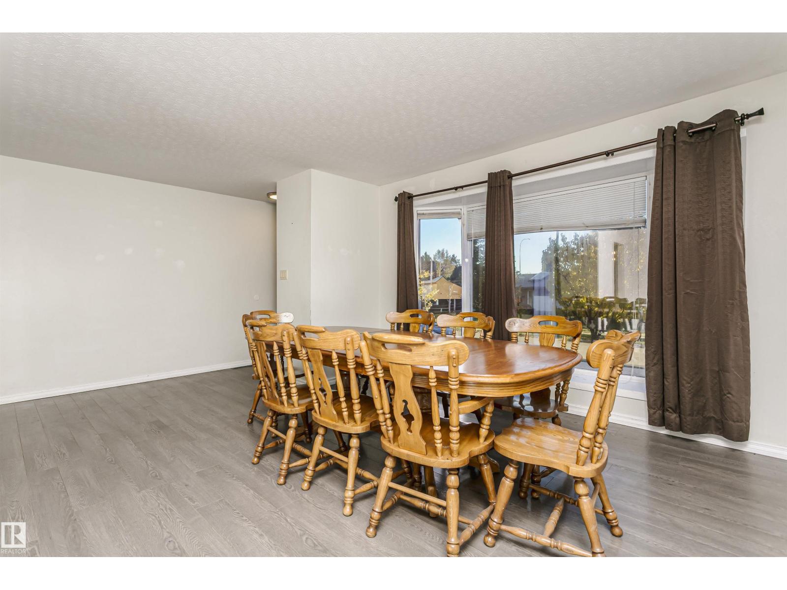 7 Sheridan Drive, photo 4