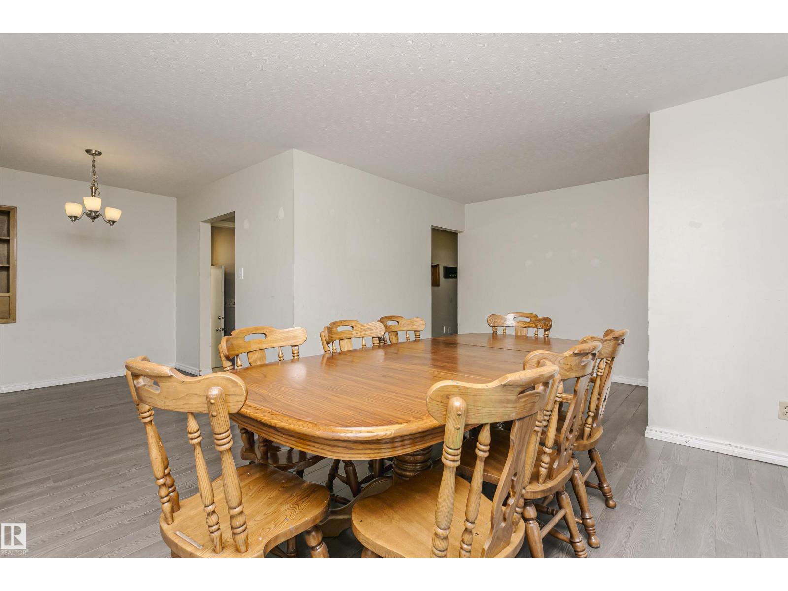7 Sheridan Drive, photo 6