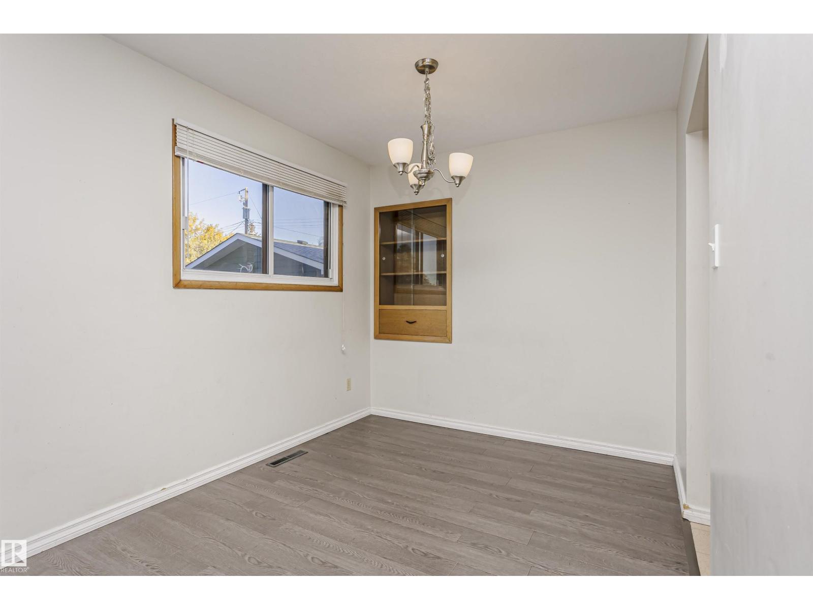 7 Sheridan Drive, photo 7