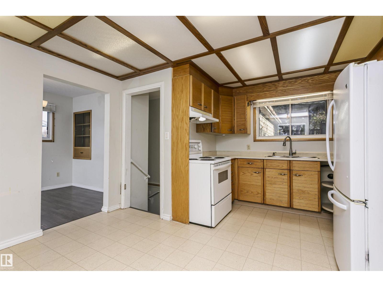7 Sheridan Drive, photo 9