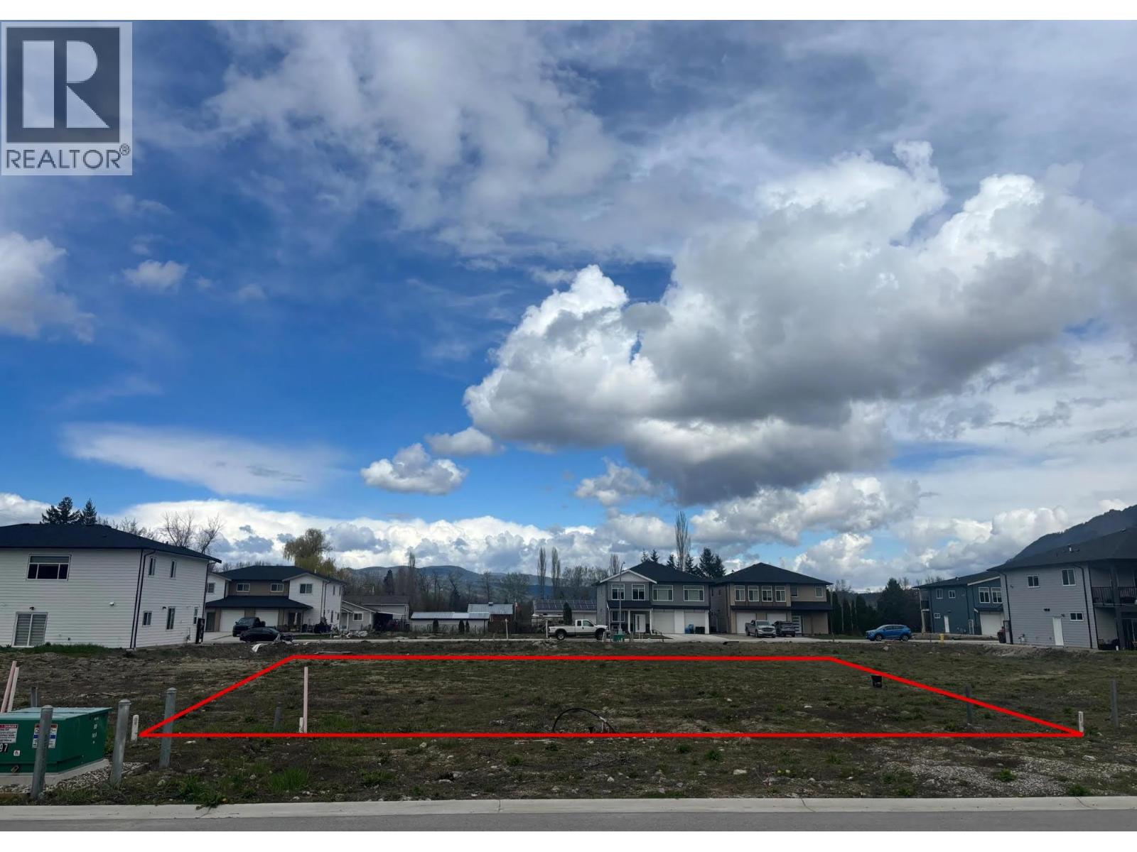 Property for sale at 2023 Viewmount Court