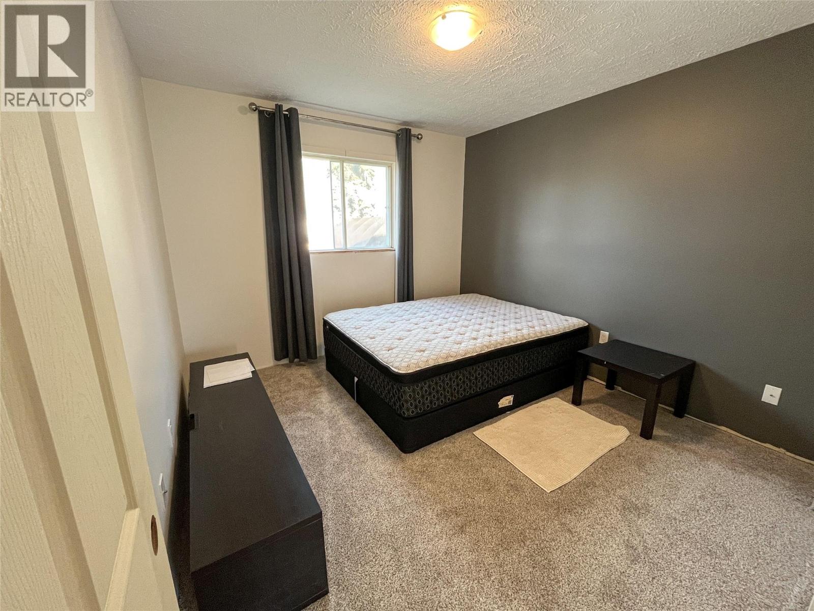 36 Kiskatinaw Place, Tumbler Ridge - Image 1