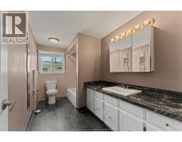 10205 Pulbrook, Windsor, ON N8R1C2 Photo 17