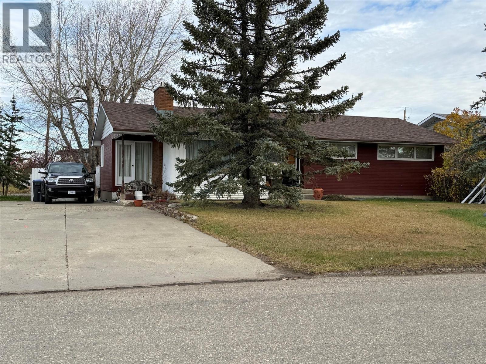 Property for sale at 932 111 Avenue