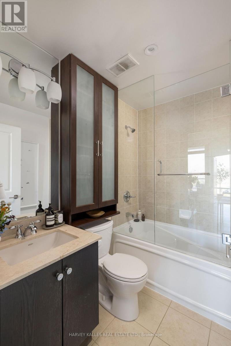 1909- 18 Yorkville Avenue, Toronto, ON photo 42
