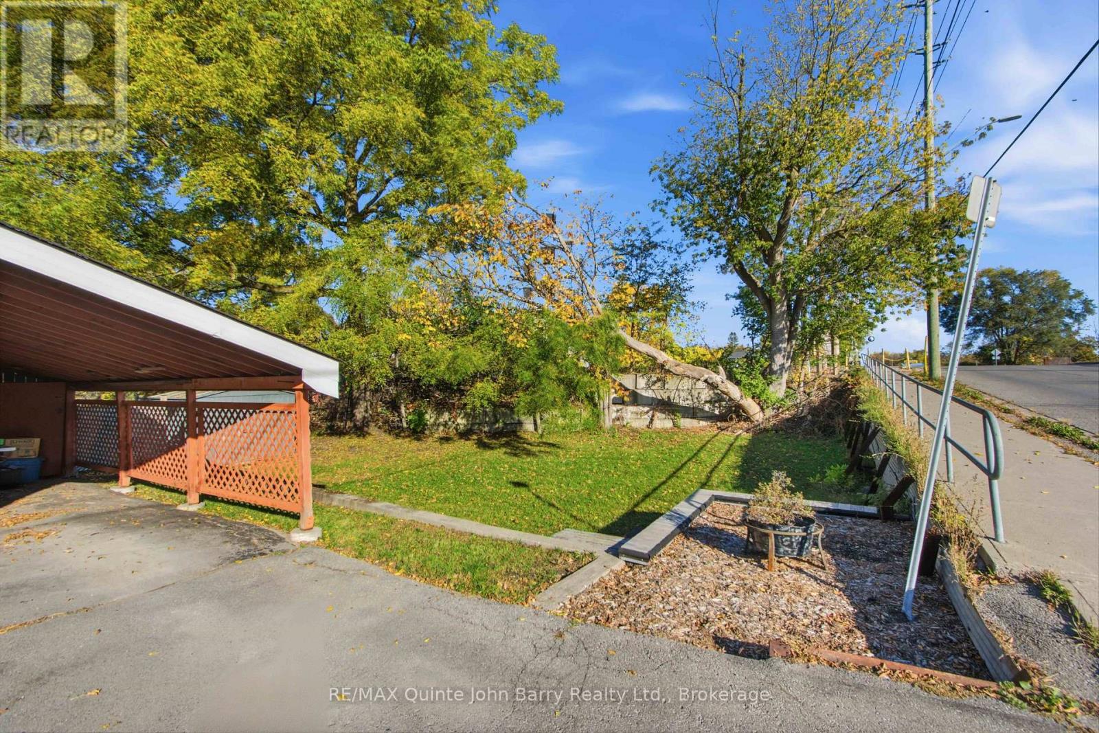 136 MOIRA STREET E, Belleville (Belleville Ward) — photo 5
