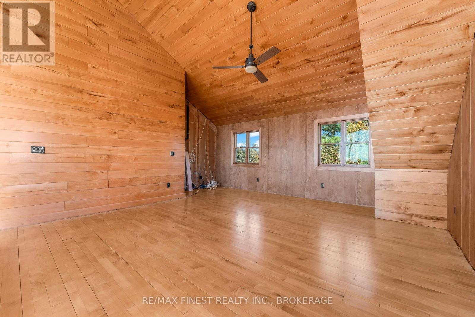 1035 SWEETFERN LANE - 24