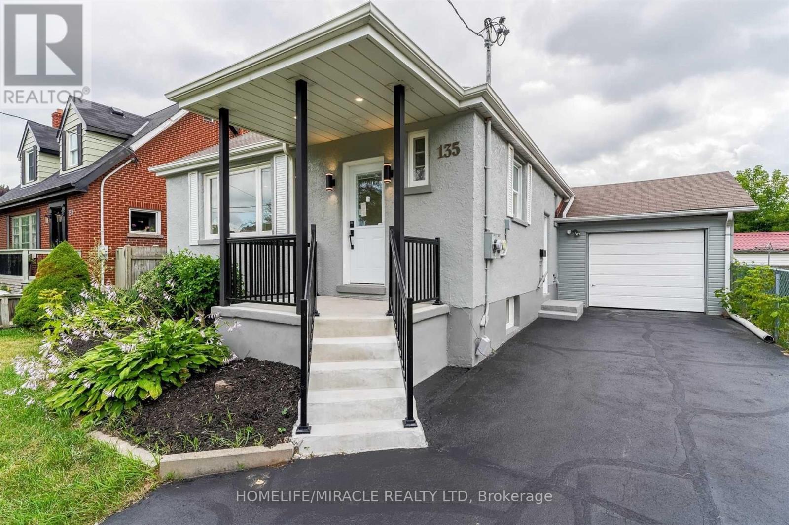 135 CENTRAL PARK BOULEVARD N, Oshawa (O'Neill) — photo 2
