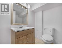 135 Central Park Boulevard N, Oshawa, ON L1G5Y6 Photo 11