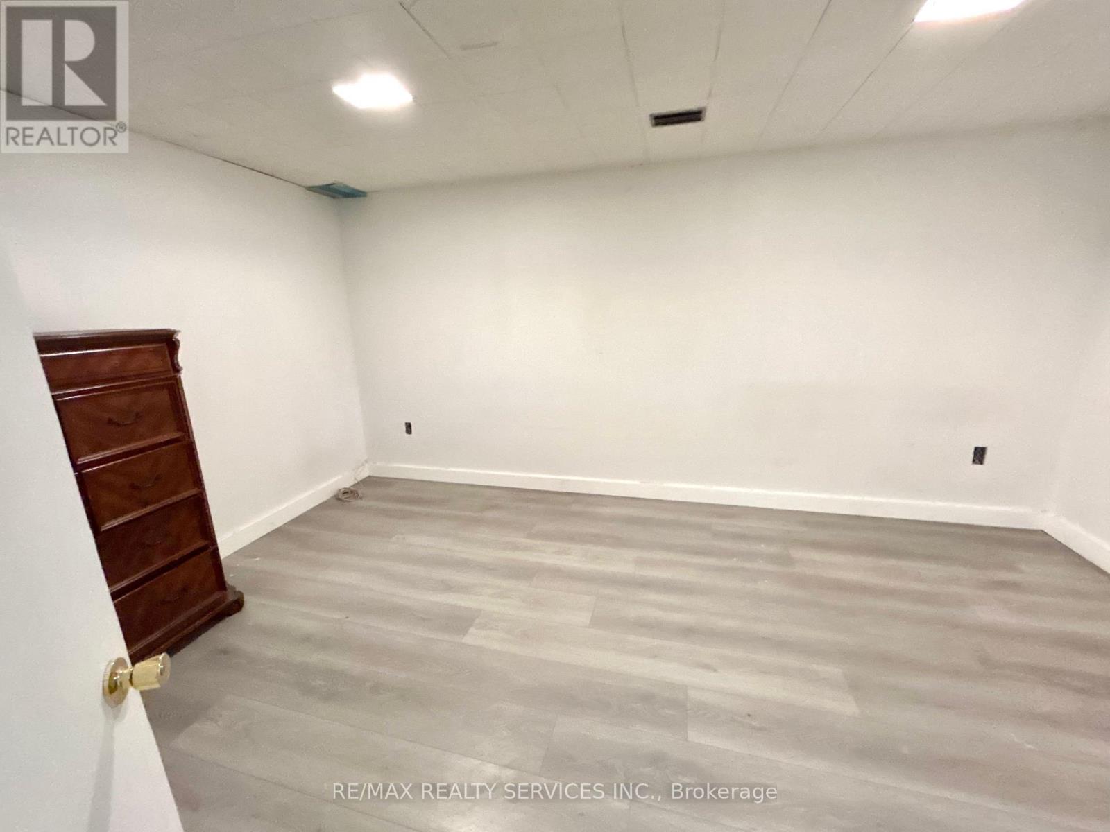 139 BELLAMY ROAD N, Toronto (Woburn) — photo 5