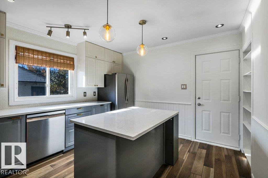 7747 79 AV NW, Edmonton — photo 4