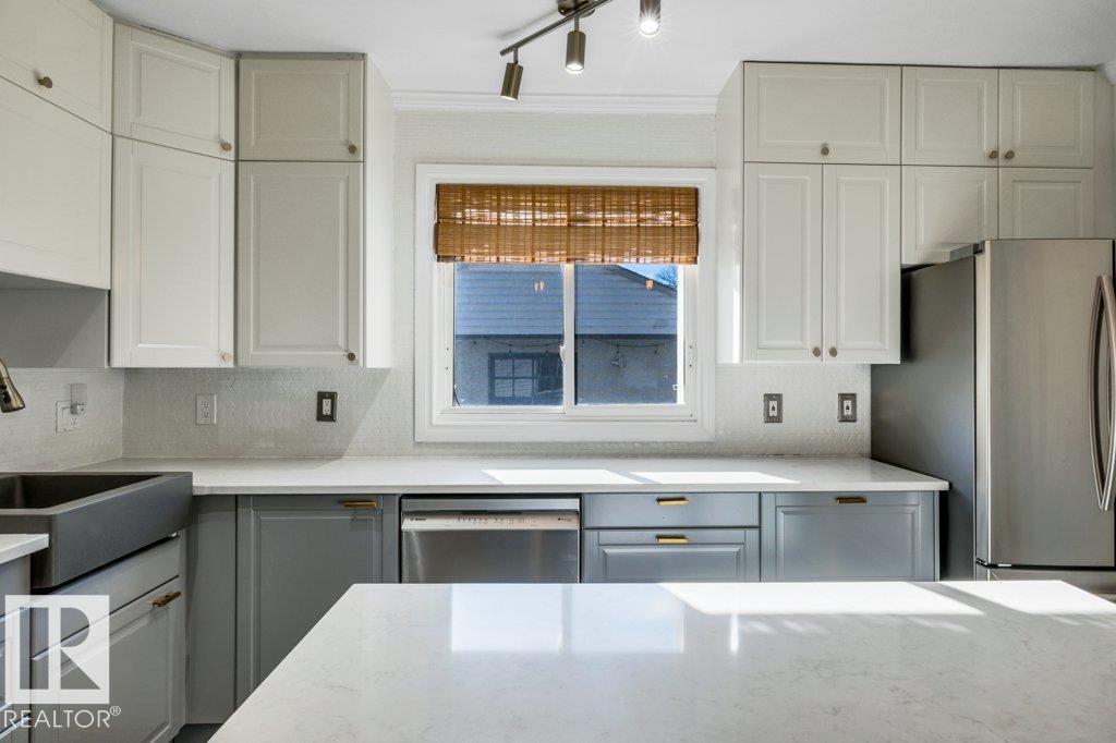 7747 79 AV NW, Edmonton — photo 5