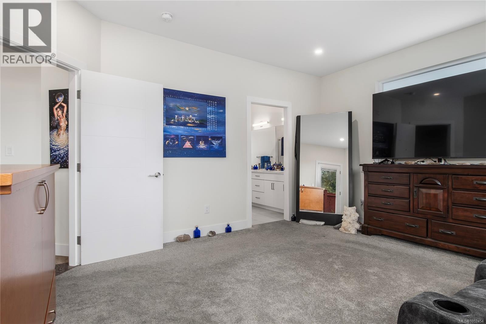 2 200 Nikola Rd, Campbell River - Image 1