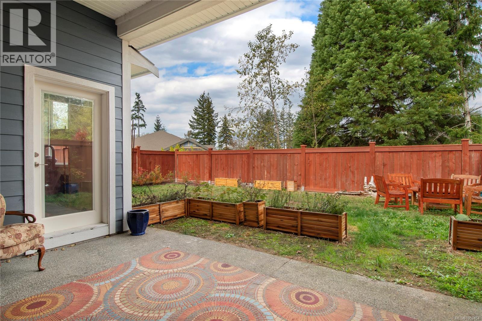 2 200 Nikola Rd, Campbell River - Image 1