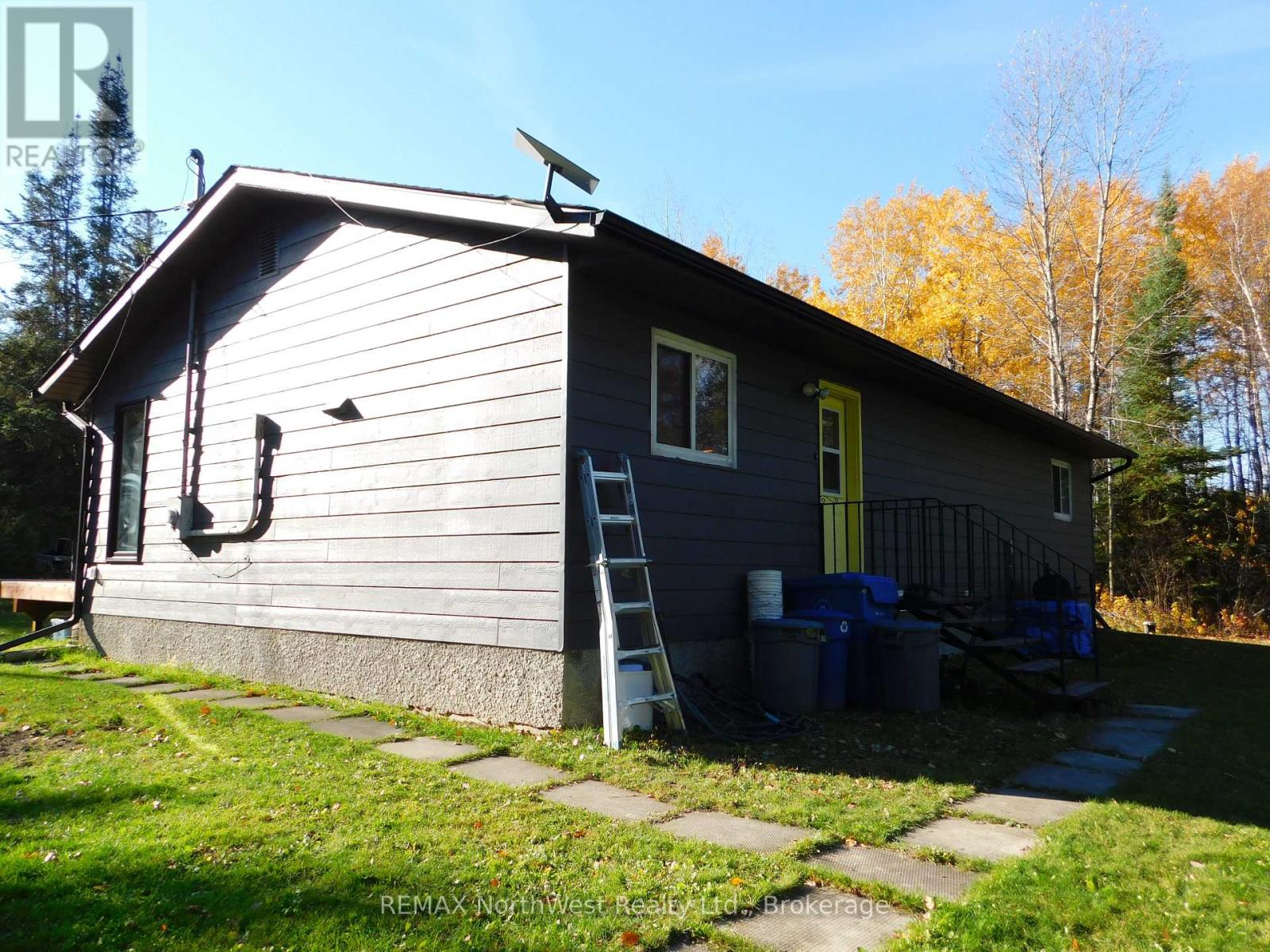 61 SHELLEY LANE - 17