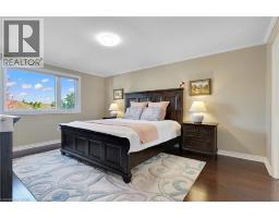 548 Sandbrooke Court, Waterloo, ON N2T2H4 Photo 26