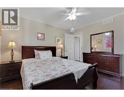 548 Sandbrooke Court, Waterloo, ON N2T2H4 Photo 32
