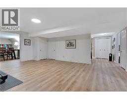 548 Sandbrooke Court, Waterloo, ON N2T2H4 Photo 40
