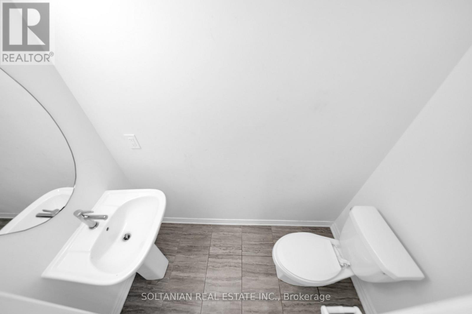 75 BUD LEGGETT CRESCENT, Georgina (Keswick South) — photo 9